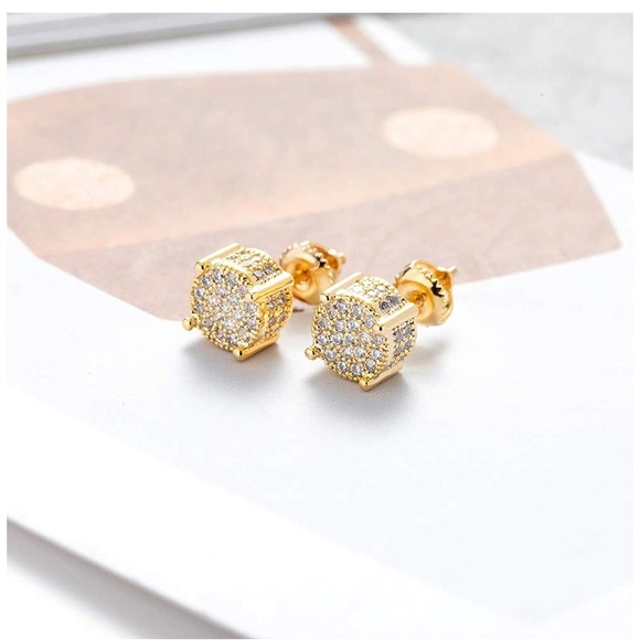 Iced Out Cubic Zirconia Screw Back 18k Gold Plated - Picture 5 of 6
